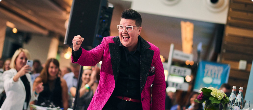 Layne “The Auctionista”