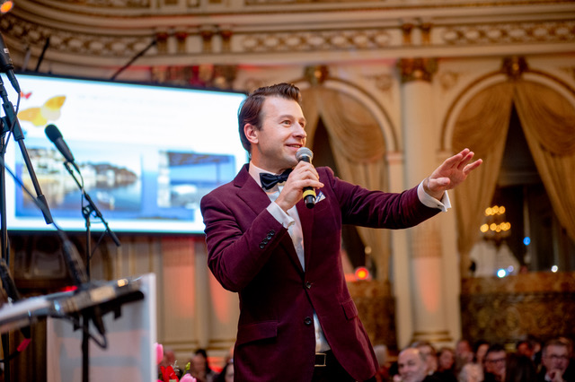 HUNT Auctioneers